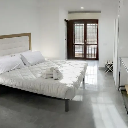 La Fiera Guesthouse-2